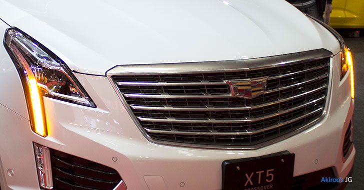 新型 キャデラック XT5 クロスオーバー ラグジュアリー【評価レビュー】エッジの効いたスタイリングと上質な乗り味 [ABA-C1UL]